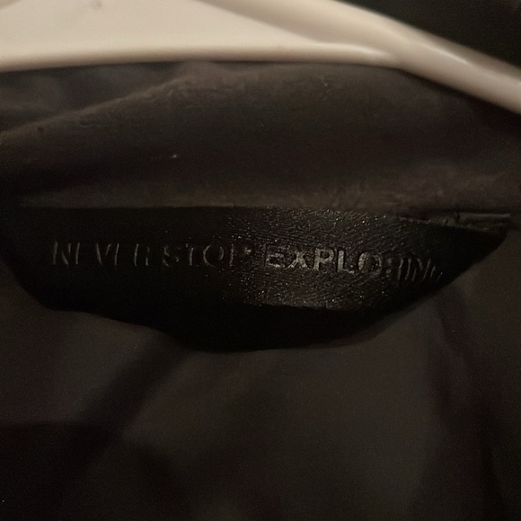 The north face vest - Picture 4 of 4